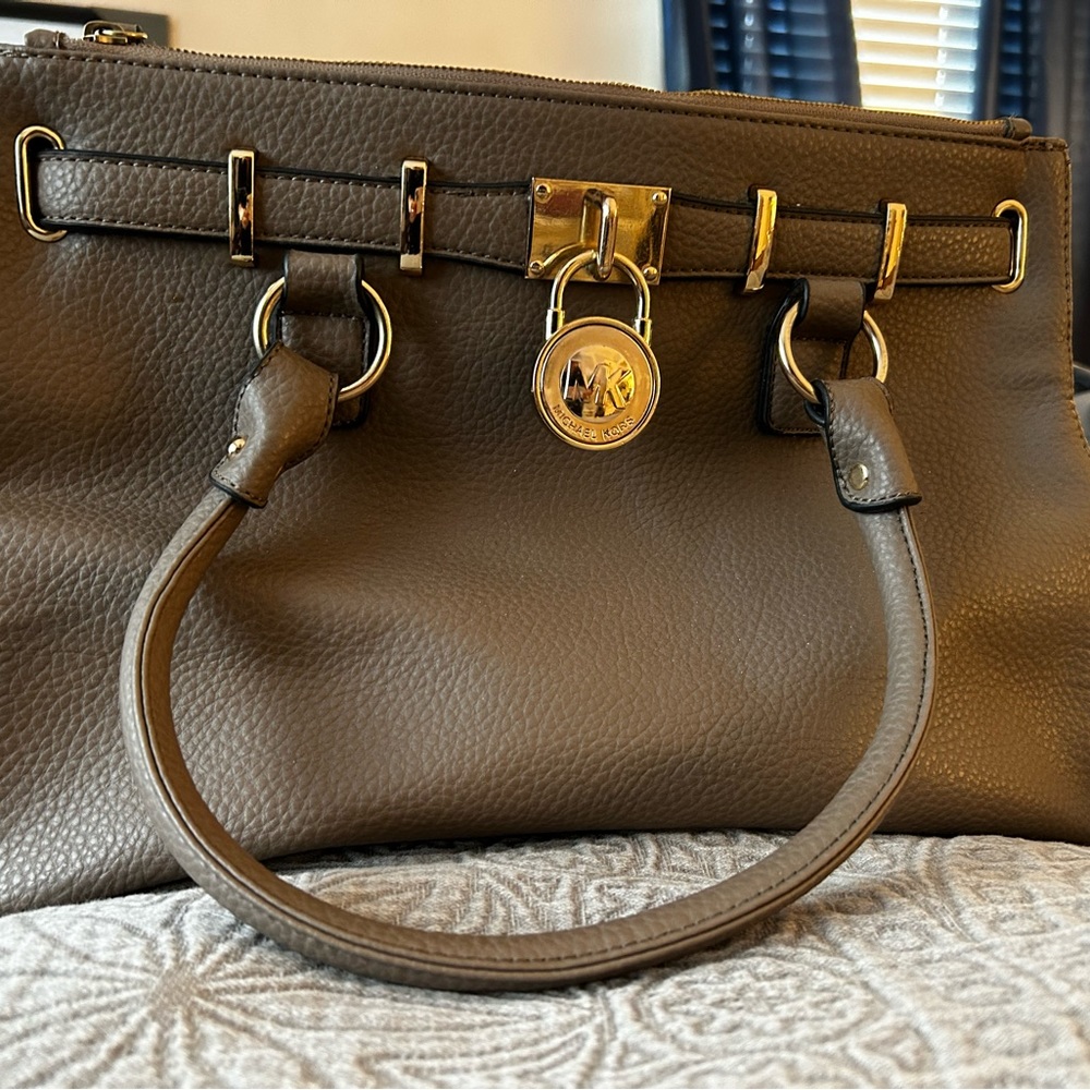 Michael Kors handbag, EUC